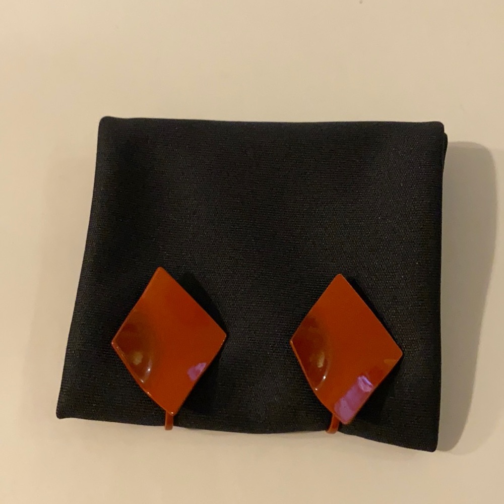 Maroon clip on earrings